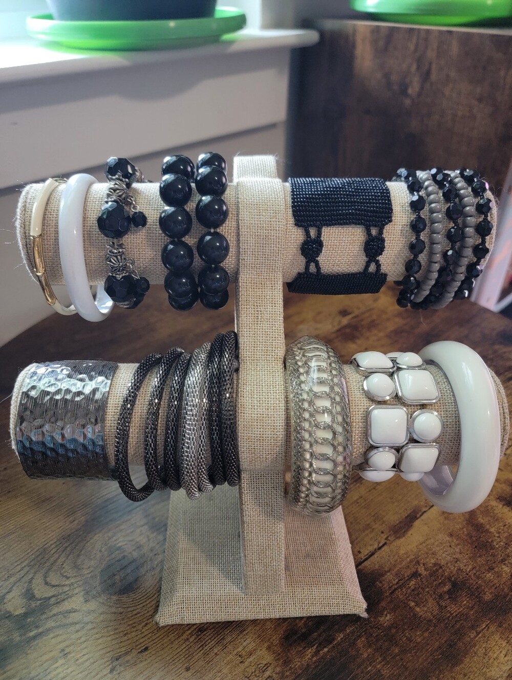 Bundle Of Jewelry Lot